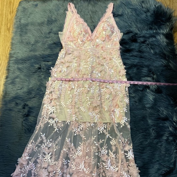 Gianni Bini Gigi Floral Applique Illusion … - Picture 10 of 13